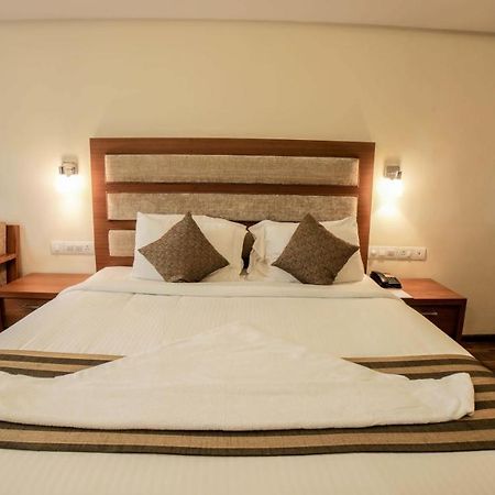 Dass Continental Thrissur Екстериор снимка