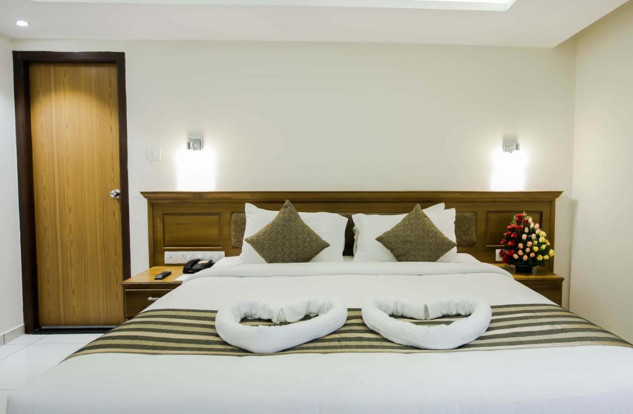 Dass Continental Thrissur Екстериор снимка